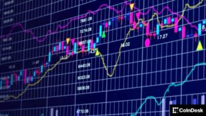 SOL, ADA, DOGE pullback, bitcoin holds above $74,000 as Asia recoups Iran war losses